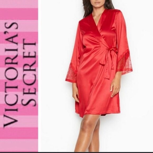 Victorias Secret Red satin robe kimono M/L - Picture 2 of 9